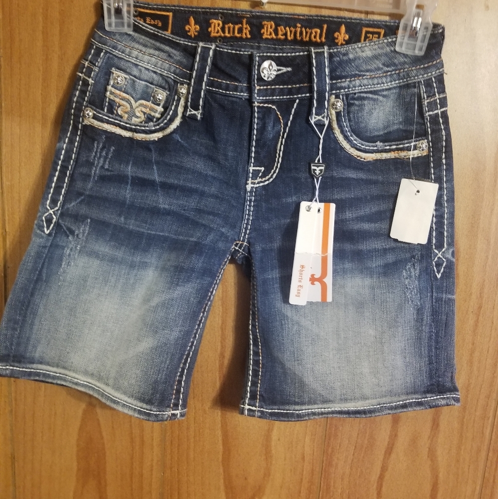 New Women's Rock Revival Shorts Size 25 Easy
